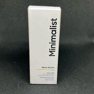 Minimalist alpha arbutin face serum with hyaluronic acid